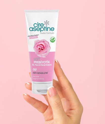 کرم مرطوب کننده آسپتین حاوی عصاره گل رز حجم ۲۰۰ میل