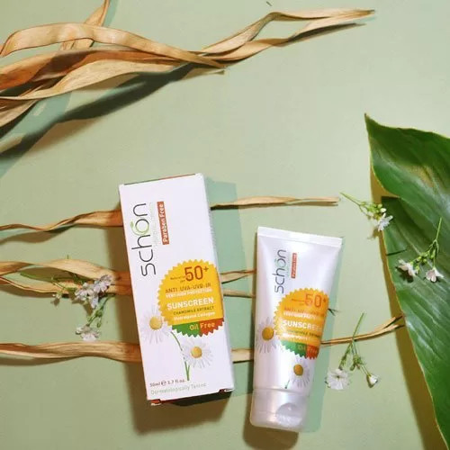 ضدآفتاب رنگی شون SPF50 فاقد چربی با پوشش مات | مناسب پوست چرب و مستعد لک